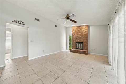 Villa ou maison à vendre à Valrico, Floride: 3 chambres, 167.41 m2 № 2437369 - photo 9
