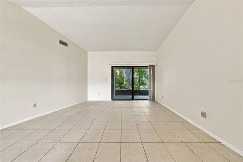 Villa ou maison à vendre à Valrico, Floride: 3 chambres, 167.41 m2 № 2437369 - photo 5