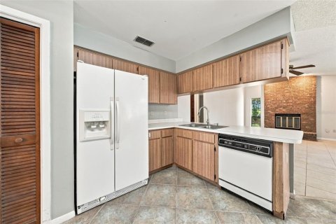 Villa ou maison à vendre à Valrico, Floride: 3 chambres, 167.41 m2 № 2437369 - photo 13