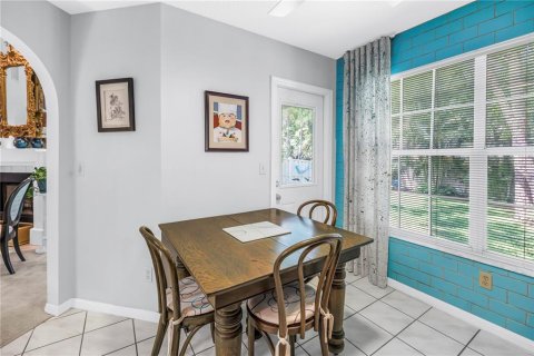 Adosado en venta en Saint Petersburg, Florida, 3 dormitorios, 180.23 m2 № 1782890 - foto 17