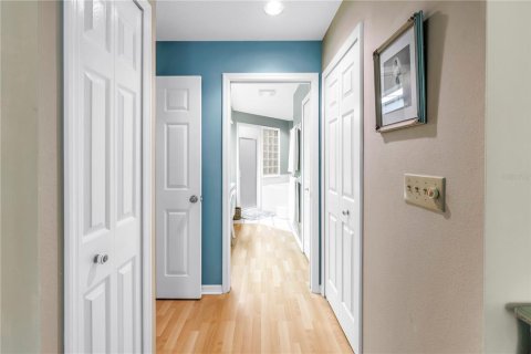 Adosado en venta en Saint Petersburg, Florida, 3 dormitorios, 180.23 m2 № 1782890 - foto 28