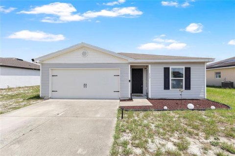 Villa ou maison à Kissimmee, Floride 4 chambres, 131.36 m2 № 2149897
