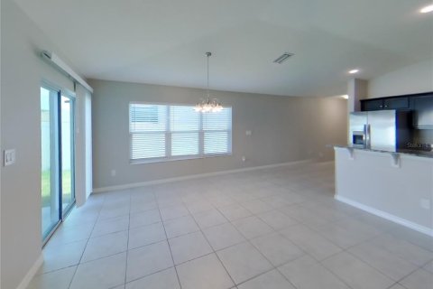 Villa ou maison à louer à Gibsonton, Floride: 4 chambres, 151.9 m2 № 2416411 - photo 3