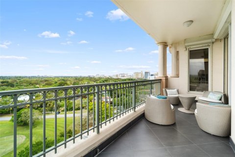 Condo in Coral Gables, Florida, 3 bedrooms  № 1691641 - photo 18