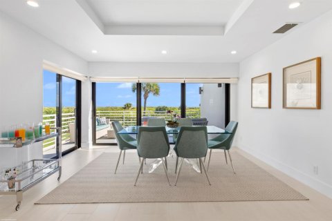 Villa ou maison à vendre à Jupiter Island, Floride: 3 chambres, 206.8 m2 № 2081730 - photo 18