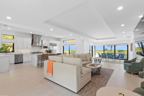 Villa ou maison à vendre à Jupiter Island, Floride: 3 chambres, 206.8 m2 № 2081730 - photo 14