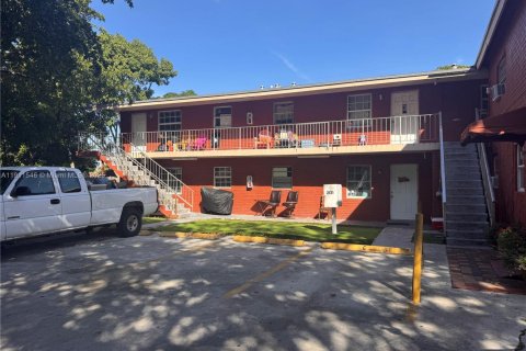 Снять в аренду кондоминиум в Помпано-Бич, Флорида 2 спальни, 418.71м2, № 1969202 - фото 1