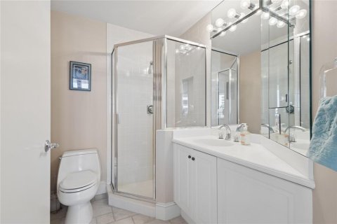 Condominio en venta en Longboat Key, Florida, 3 dormitorios, 199.09 m2 № 2097371 - foto 25