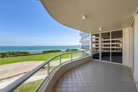Condominio en venta en Longboat Key, Florida, 3 dormitorios, 199.09 m2 № 2097371 - foto 27