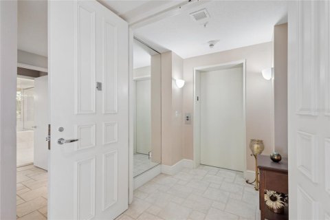 Condominio en venta en Longboat Key, Florida, 3 dormitorios, 199.09 m2 № 2097371 - foto 3