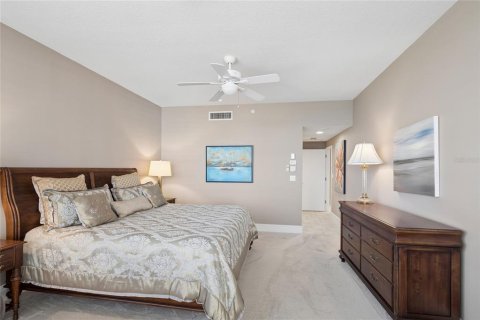 Condominio en venta en Longboat Key, Florida, 3 dormitorios, 199.09 m2 № 2097371 - foto 17