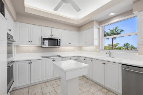 Condominio en venta en Longboat Key, Florida, 3 dormitorios, 199.09 m2 № 2097371 - foto 13