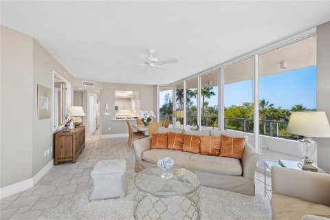 Condominio en venta en Longboat Key, Florida, 3 dormitorios, 199.09 m2 № 2097371 - foto 8