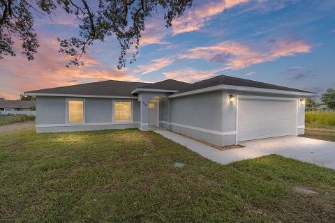House in Ocala, Florida 3 bedrooms, 141.4 sq.m. № 2151165