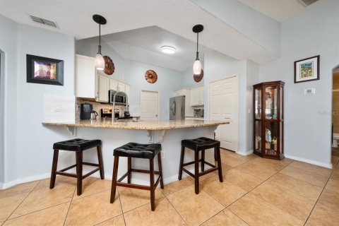 House in Kissimmee, Florida 3 bedrooms, 143.81 sq.m. № 1681801 - photo 13