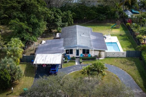 Villa ou maison à vendre à Miami, Floride: 3 chambres, 163.23 m2 № 2023568 - photo 28