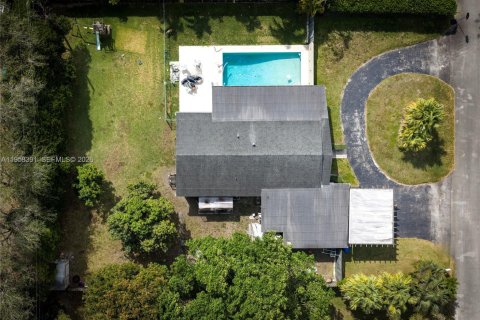 Villa ou maison à vendre à Miami, Floride: 3 chambres, 163.23 m2 № 2023568 - photo 29