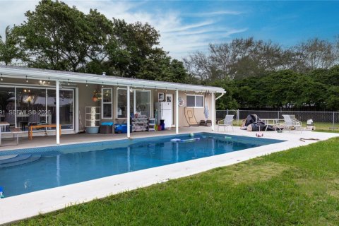Villa ou maison à vendre à Miami, Floride: 3 chambres, 163.23 m2 № 2023568 - photo 22