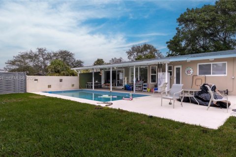 Villa ou maison à vendre à Miami, Floride: 3 chambres, 163.23 m2 № 2023568 - photo 23