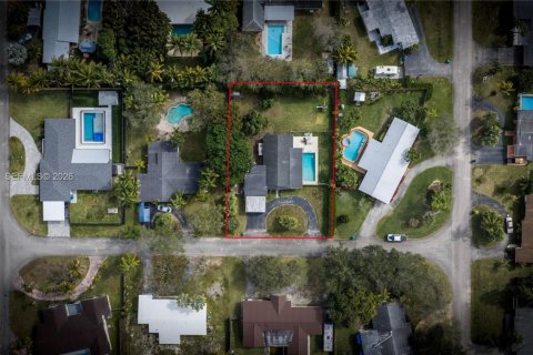 Villa ou maison à vendre à Miami, Floride: 3 chambres, 163.23 m2 № 2023568 - photo 26