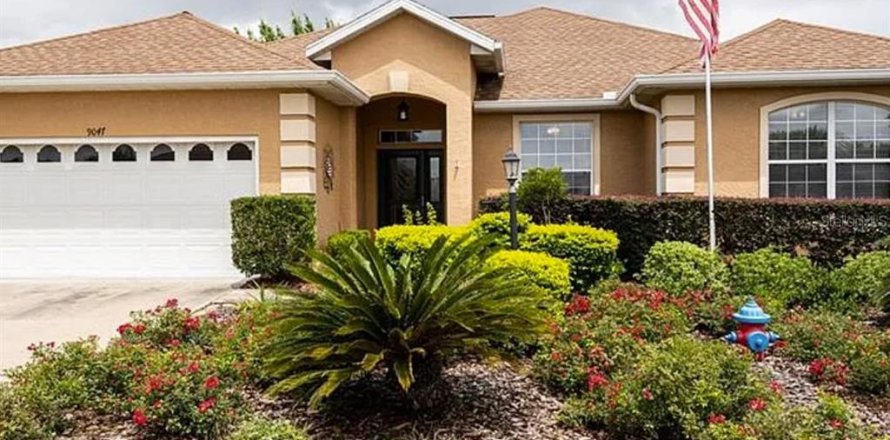 Casa en Ocala, Florida 3 dormitorios, 169.55 m2 № 1916281