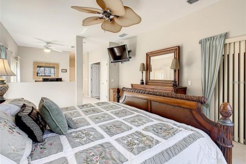 Casa en venta en Kissimmee, Florida, 3 dormitorios, 253.44 m2 № 1769121 - foto 22