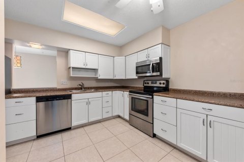 Condominio en alquiler en Sarasota, Florida, 2 dormitorios, 91.23 m2 № 2238551 - foto 7