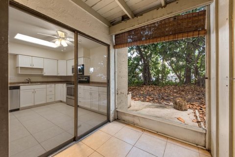 Condominio en alquiler en Sarasota, Florida, 2 dormitorios, 91.23 m2 № 2238551 - foto 17