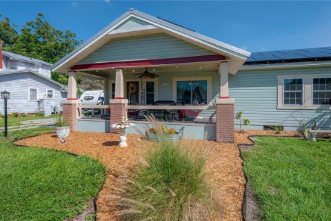 Villa ou maison à Tampa, Floride 4 chambres, 175.77 m2 № 2371593