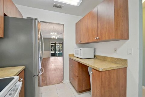 House in Bradenton, Florida 2 bedrooms, 96.99 sq.m. № 1719639 - photo 8