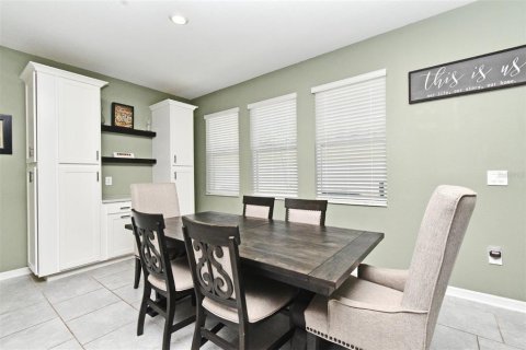 House in Mount Dora, Florida 4 bedrooms, 246.19 sq.m. № 1855530 - photo 20