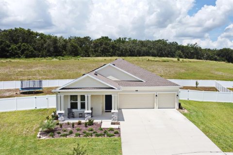 House in Mount Dora, Florida 4 bedrooms, 246.19 sq.m. № 1855530 - photo 3