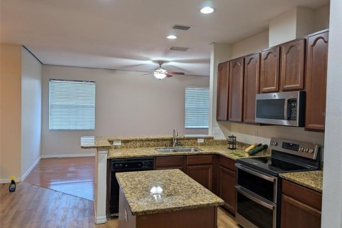 Casa en alquiler en Gibsonton, Florida, 4 dormitorios, 271.65 m2 № 1740546 - foto 12