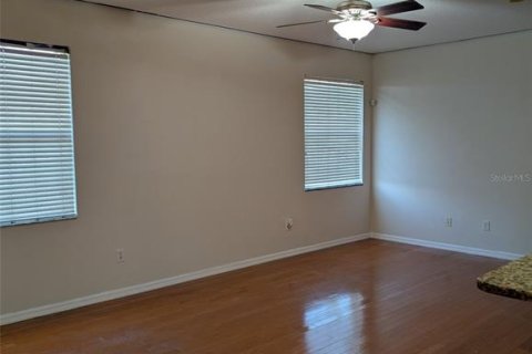 Casa en alquiler en Gibsonton, Florida, 4 dormitorios, 271.65 m2 № 1740546 - foto 11