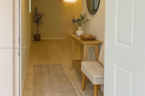 Copropriété à louer à Homestead, Floride: 3 chambres, 102.1 m2 № 1952877 - photo 20