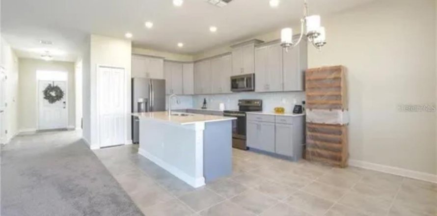 Villa ou maison à Davenport, Floride 4 chambres, 240.8 m2 № 1798239