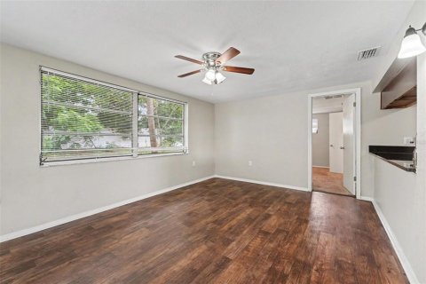 Casa en venta en New Port Richey, Florida, 3 dormitorios, 144 m2 № 2210162 - foto 6