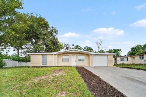 House in New Port Richey, Florida 3 bedrooms, 144 sq.m. № 2210162
