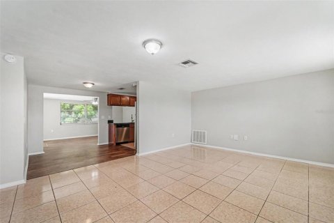 Casa en venta en New Port Richey, Florida, 3 dormitorios, 144 m2 № 2210162 - foto 4