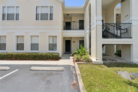 Condominio en Kissimmee, Florida, 3 dormitorios  № 2100503