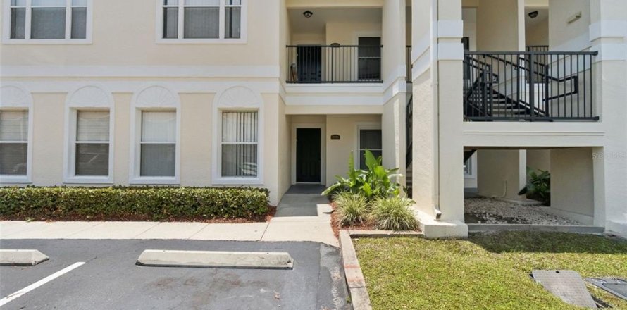 Condominio en Kissimmee, Florida, 3 dormitorios  № 2100503