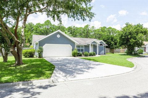 House in Gainesville, Florida 3 bedrooms, 138.61 sq.m. № 1916997 - photo 4