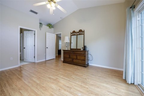 House in Gainesville, Florida 3 bedrooms, 138.61 sq.m. № 1916997 - photo 28