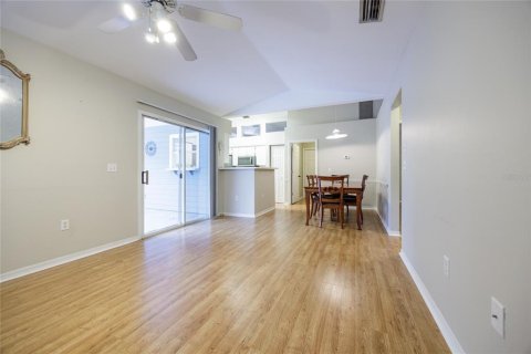 House in Gainesville, Florida 3 bedrooms, 138.61 sq.m. № 1916997 - photo 24