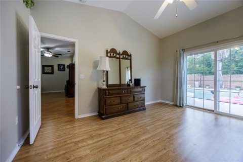 House in Gainesville, Florida 3 bedrooms, 138.61 sq.m. № 1916997 - photo 27