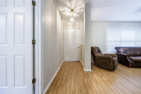 House in Gainesville, Florida 3 bedrooms, 138.61 sq.m. № 1916997 - photo 7