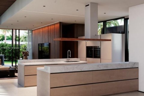 House in Miami, Florida 4 bedrooms № 1814387 - photo 8