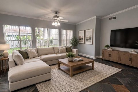 Villa ou maison à louer à Tampa, Floride: 2 chambres, 79.34 m2 № 2408932 - photo 4
