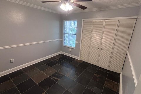Villa ou maison à louer à Tampa, Floride: 2 chambres, 79.34 m2 № 2408932 - photo 14