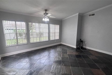 Villa ou maison à louer à Tampa, Floride: 2 chambres, 79.34 m2 № 2408932 - photo 7